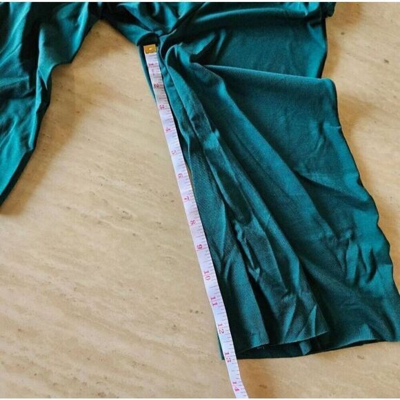 Weissman NWOT child small green dance shorts lyrical contemporary tap solo - Picture 7 of 7